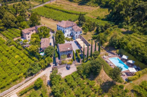 Villa Faccioli Limone With Shared Pool Colognola Ai Colli